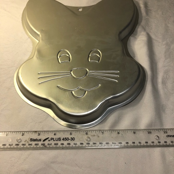 Vintage Wilton Bunny rabbit pan 1998 - Picture 4 of 5